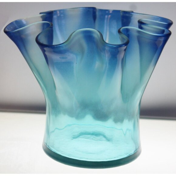 MC Handkerchief Ombre Blue Glass Vase Ruffle Wave Beach Summer Wide Bowl Ocean - Picture 1 of 11